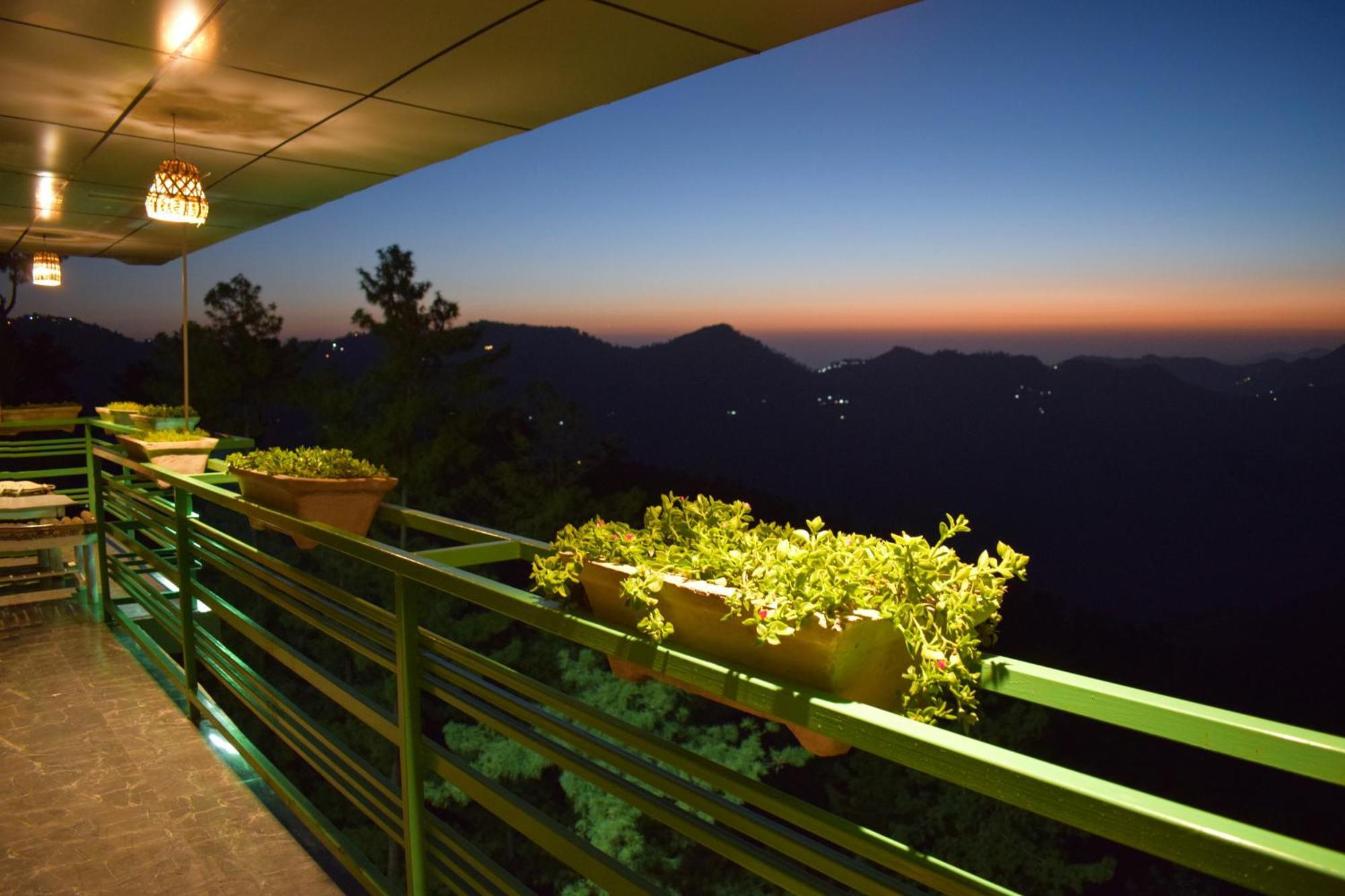 Aachman Nature Valley Resort Mashobra By Naina Staycation- Private Parking - Balcony And Valley View Rooms Shimla Esterno foto